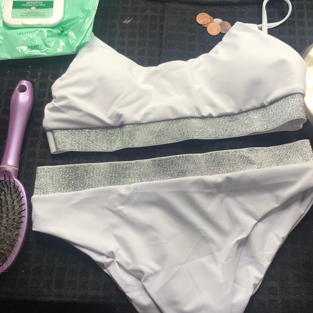 High waisted bikini with sparkly band